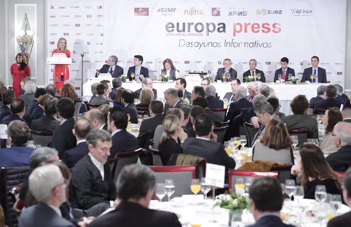 Cifuentes Pronuncia Una Conferencia En Los Desayunos Informativos De Europa Pres