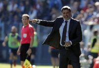 Míchel cree con "absoluta sinceridad" en la permanencia del Málaga