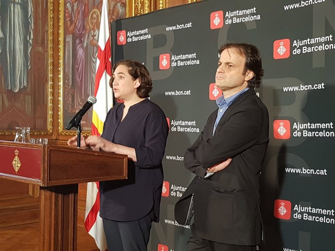  Ada Colau i Jaume Asens