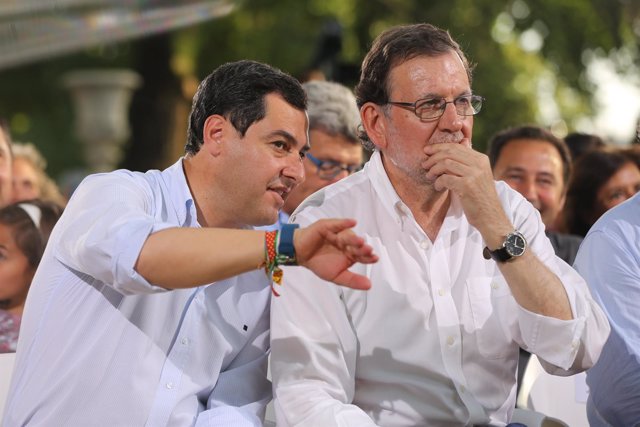 Juanma Moreno y Mariano Rajoy 