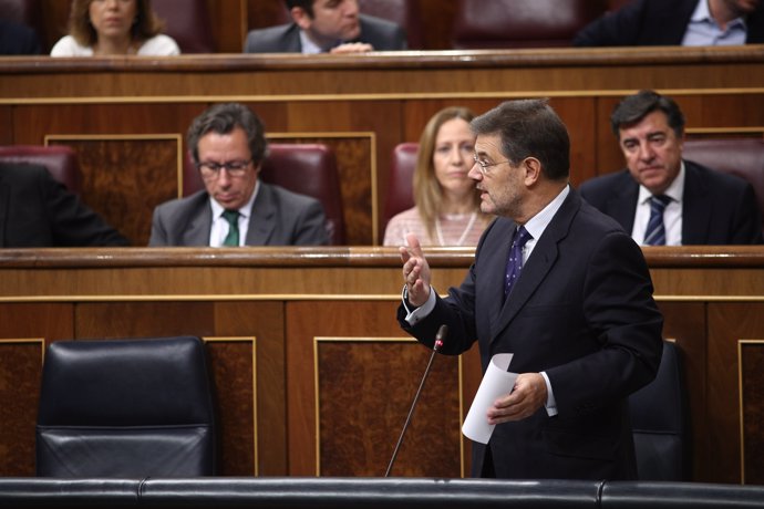 Rafael Catalá a la sessió de control al Congrés (Arxiu)