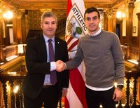 Lekue renueva con el Athletic hasta 2023