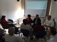 La Unidad de Urología del Hospital Virgen de la Victoria de Málaga acoge un encuentro con pacientes y acompañantes