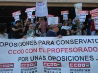 Protesta de sindicatos educativos para exigir valoración máxima de experiencia en oposiciones
