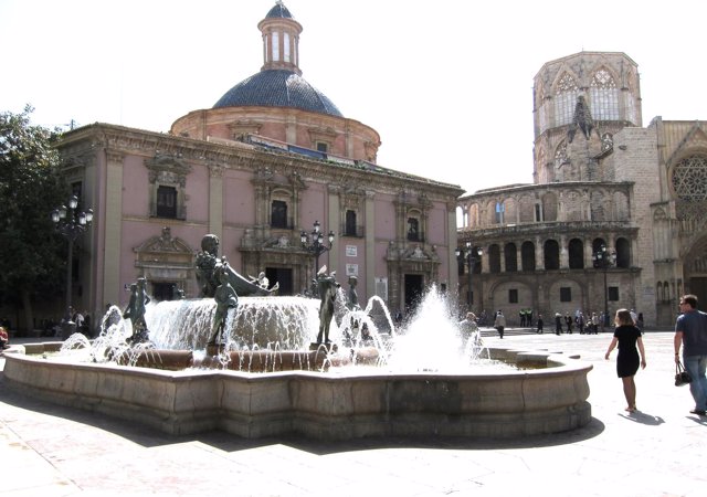Imagen de la Plaza de la Virgen de Valencia 