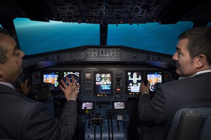 Inauguracion simulador de vuelos CANARIAS