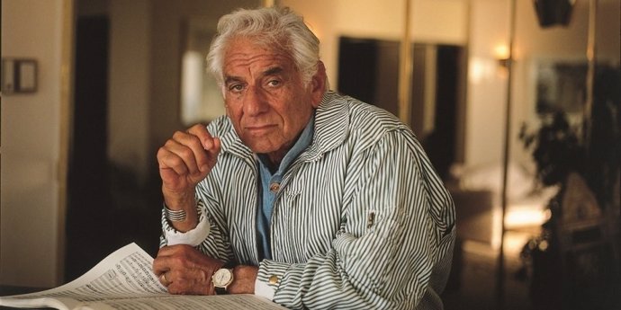 El compositor Leonard Bernstein