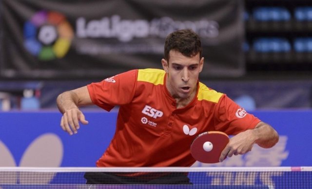 Resultado de imagen de Alvaro Robles tenis de mesa