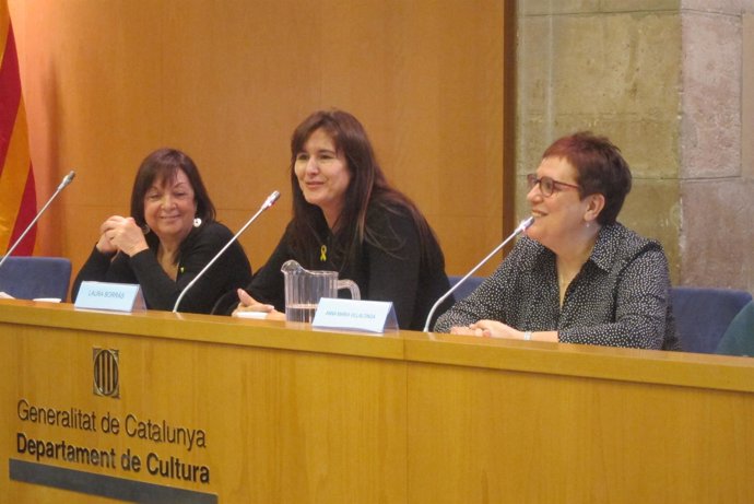 Anna Maria Villalonga, Laura Borràs, y Adelais de Pedrolo