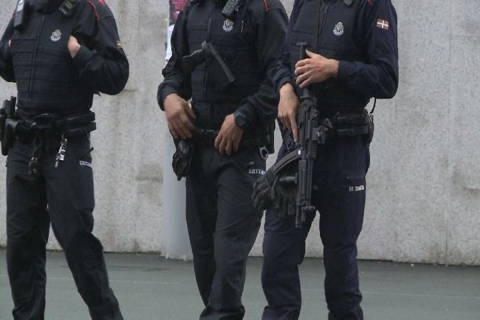 Agents de la Ertzaintza