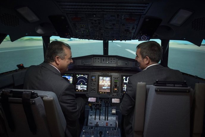 Inauguracion Simulador De Vuelos Canarias