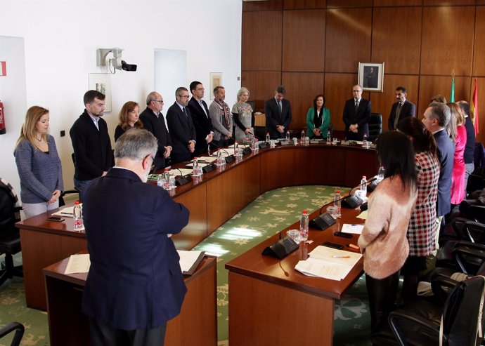 La Diputación Permanente del Parlamento andaluz reunida este miércoles