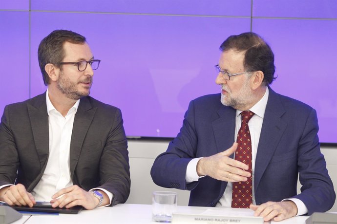 Javier Maroto y Rajoy en la reunión del Comité Ejecutivo Nacional del PP