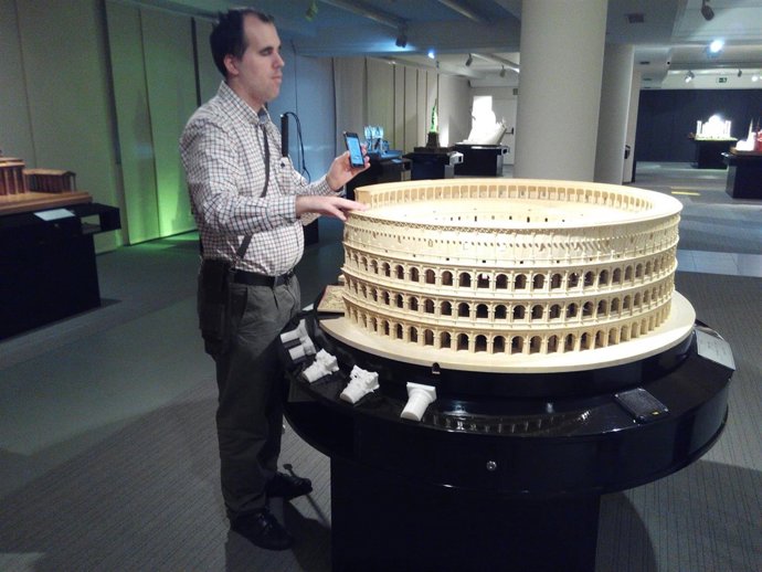 Persona ciega, con discapacidad visual