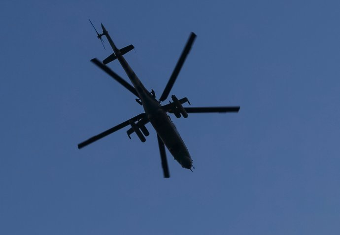 Un helicóptero militar MI-24 del ejército ucraniano el 15 de abril de 2014