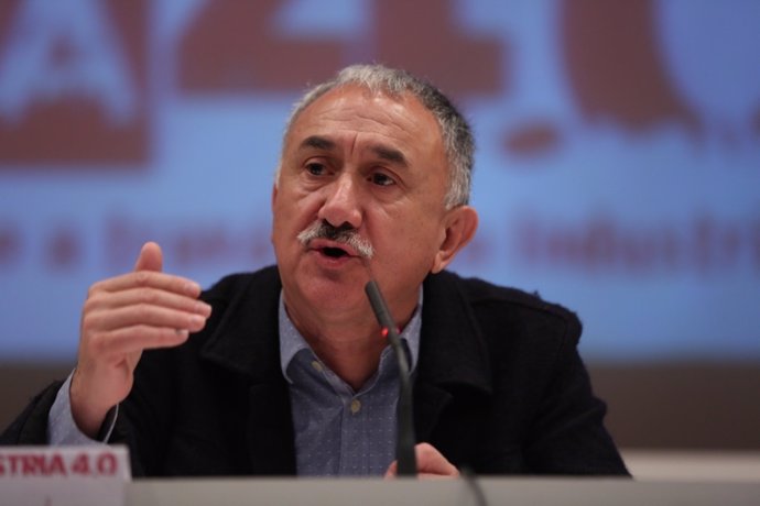 El secretario general de UGT, Pepe Álvarez, interviene en una jornada