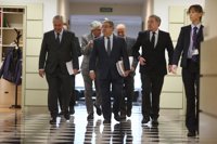 Zoido lamenta los heridos del 1-O y culpa a la "pasividad" de los Mossos y a la Generalitat por "soliviantar las calles"