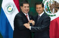 Peña Nieto llega a Paraguay donde este jueves inicia su visita oficial al país