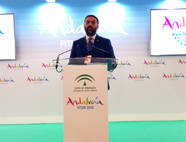 El consejero de Turismo presenta en Fitur 'Andalucía, tus raíces'