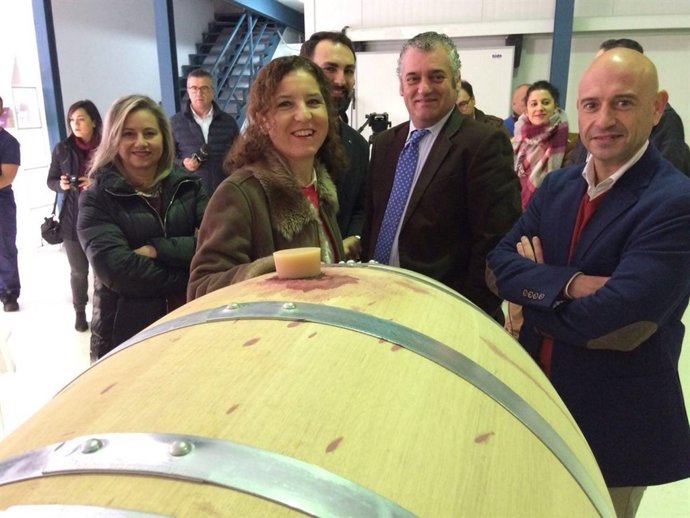 Javier Carnero en la visita de Bodegas Ordóñez en Máalga 