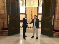 Domènech traslada a Torrent que no apoyarán la "inviable" investidura de Puigdemont