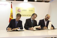 Renfe y el Ayuntamiento de Santiago prorrogan un acuerdo para promocionar el turismo en ferrocarril