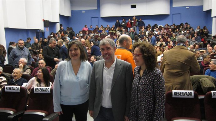 Unai Sordo con Nuria López y Marina Borrego