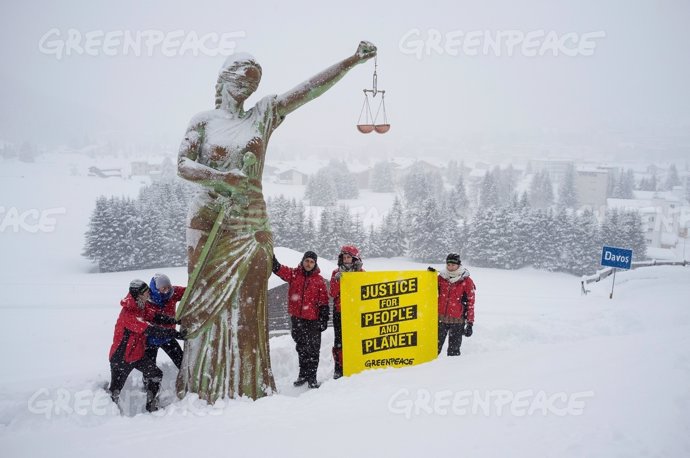 Greenpeace pide en Davos Justcia para las personas y el planeta