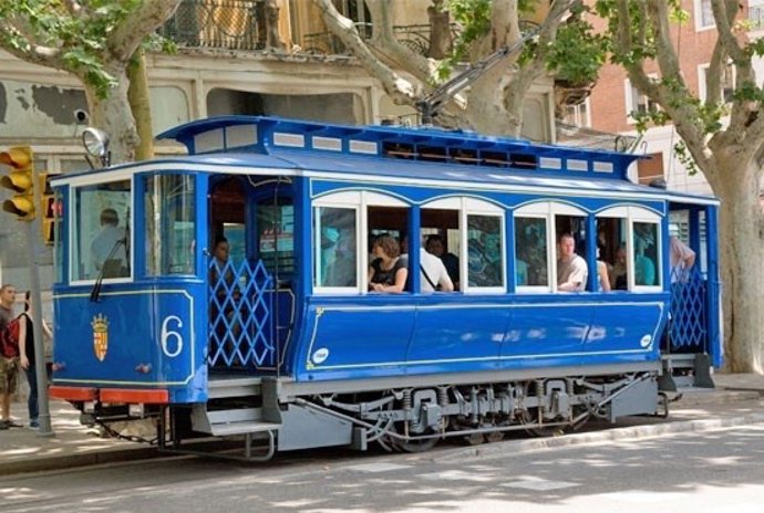 Tramvia Blau