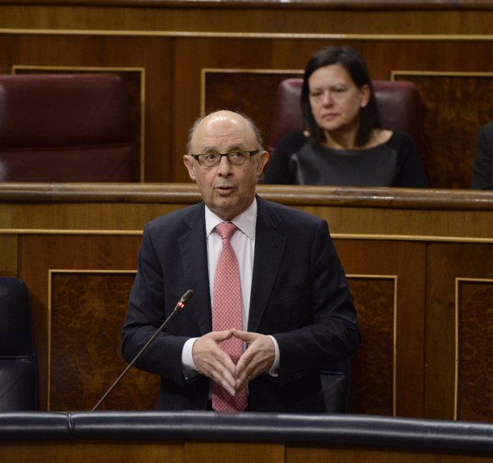 Cristóbal Montoro, ministro de Hacienda