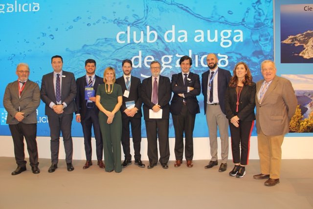 Nota De Prensa E Fotografía: O ‘Club Da Auga De Galicia’ Bota A Andar En Fitur U