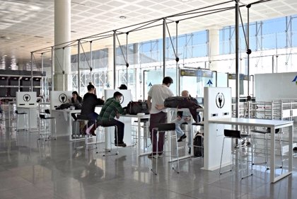 El Aeropuerto Barcelona amplía las zonas de para pasajeros