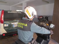 Detenidos dos adultos y un menor acusados de atracar a un hombre de un botellazo en Almería