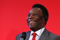 El exfutbolista brasileño Pelé, ingresado por un desmayo a causa de "agotamiento severo"