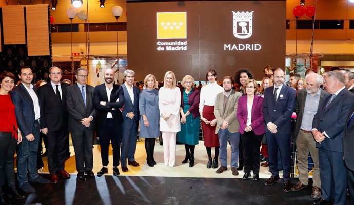 Más Fotos: Cifuentes Apuesta Por Un Modelo Turístico Que Compita En Calidad Y No