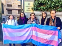 Colectivos transexuales se quejan al Defensor del Pueblo para que la Ley de Transexualidad "no quede en saco roto"