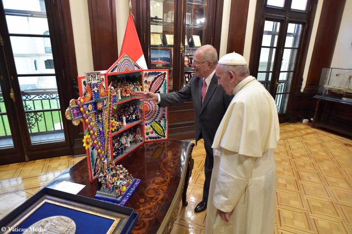 El Papa durante su visita al Palacio de Gobierno de Perú. 