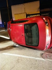 Herido un conductor tras un accidente de tráfico en San Fernando (Cádiz)