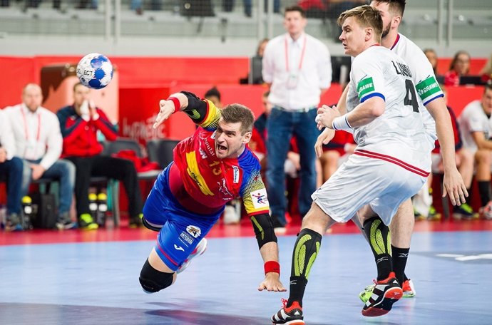 Julen Aginagalde Hispanos España selección española balonmano República Checa