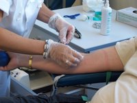 Los madrileños hicieron más de 242.000 donaciones de sangre en 2017 y ya hay casi 10.000 donantes de médula ósea