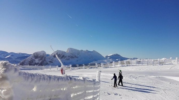 Esquí, Valgrande-Pajares, invierno, nieve, esquiar, estación invernal