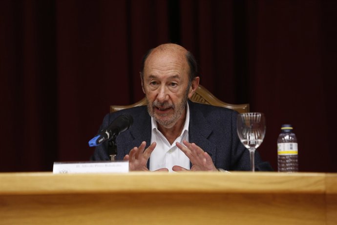 Alfredo Pérez Rubalcaba, a Granada
