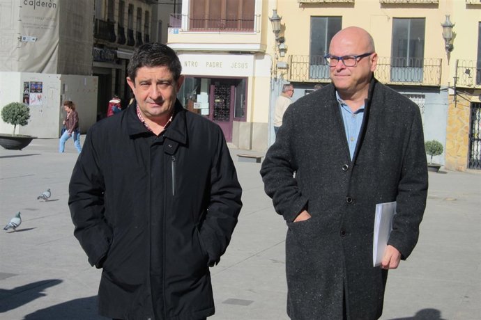 Francisco Reyes (i), junto a Manuel Fernández.