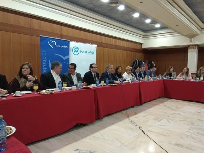 Desayuno informativo