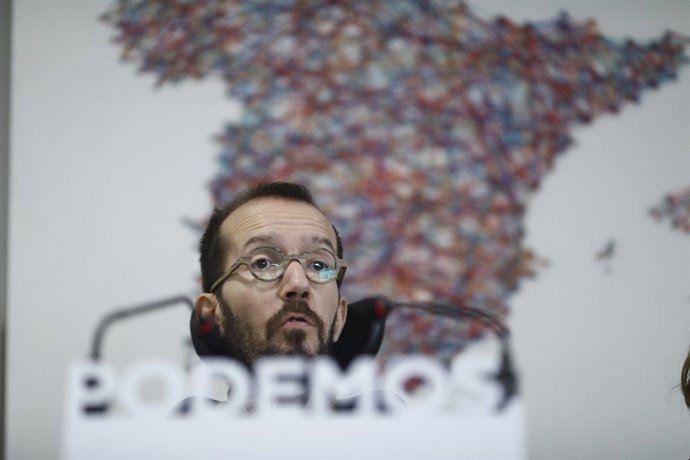 Roda de premsa de Pablo Echenique a la seu de Podemos