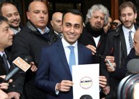 El Movimiento 5 Estrellas deja fuera de su programa el referéndum sobre el euro