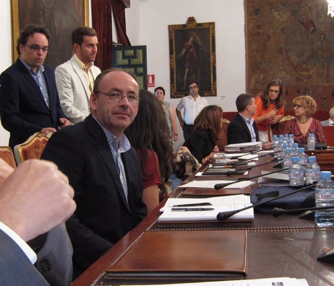 Francisco Juan Martín durante un Pleno de la Diputación
