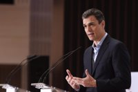 Pedro Sánchez propone la gratuidad de la primera matrícula universitaria en España "inspirándose" en Andalucía