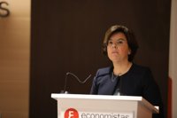 Santamaría defiende trabajar con el PSOE y con las CCAA para la financiación porque se necesita una "solución de Estado"