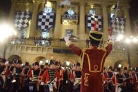 Un total de 35.000 personas presenciaron la Tamborrada Infantil y unas 8.000 la izada y la arriada